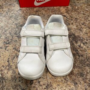 Nike Kids Velcro White Sneakers